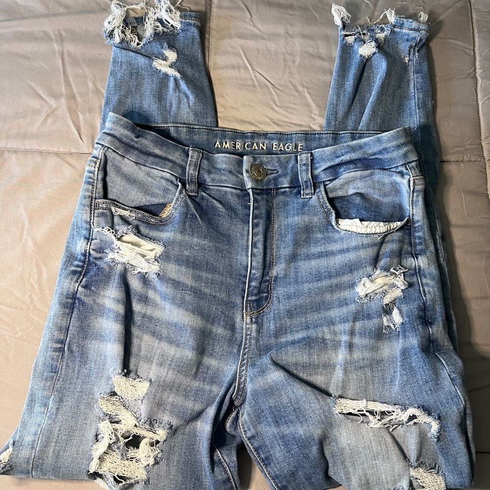 American Eagle Curvy Hi Rise Jegging Crop. Next Level Stretch. Size 8